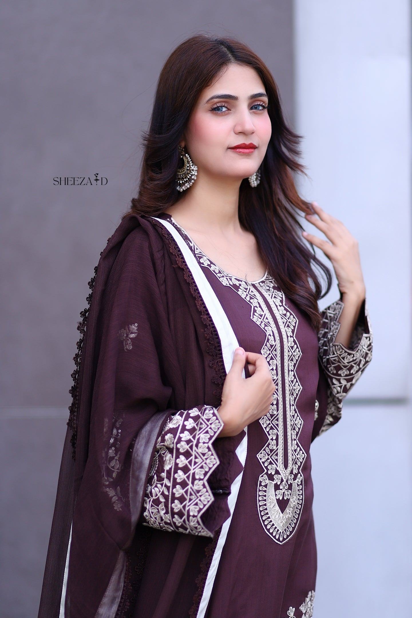 Brown Elegance – Embroidered Viscose 3-Piece Suit